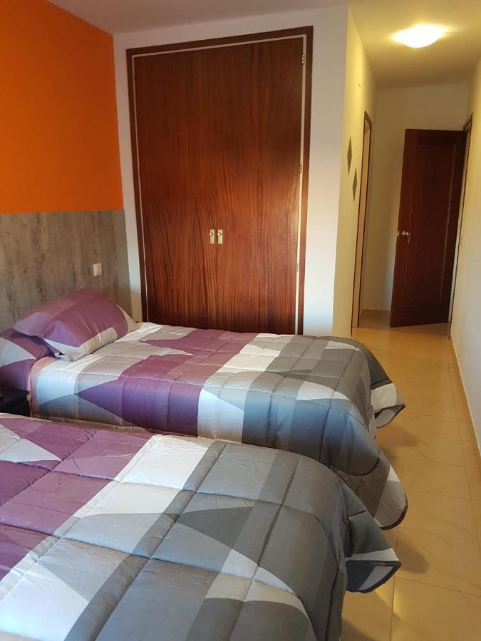 Hostal Galicia Figueres  Dış mekan fotoğraf