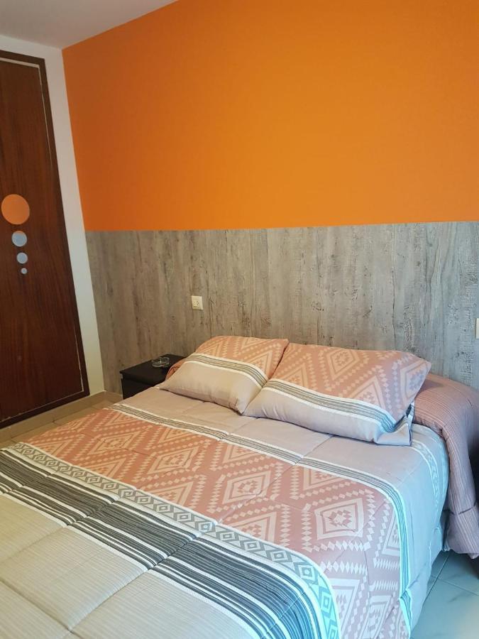 Hostal Galicia Figueres  Dış mekan fotoğraf