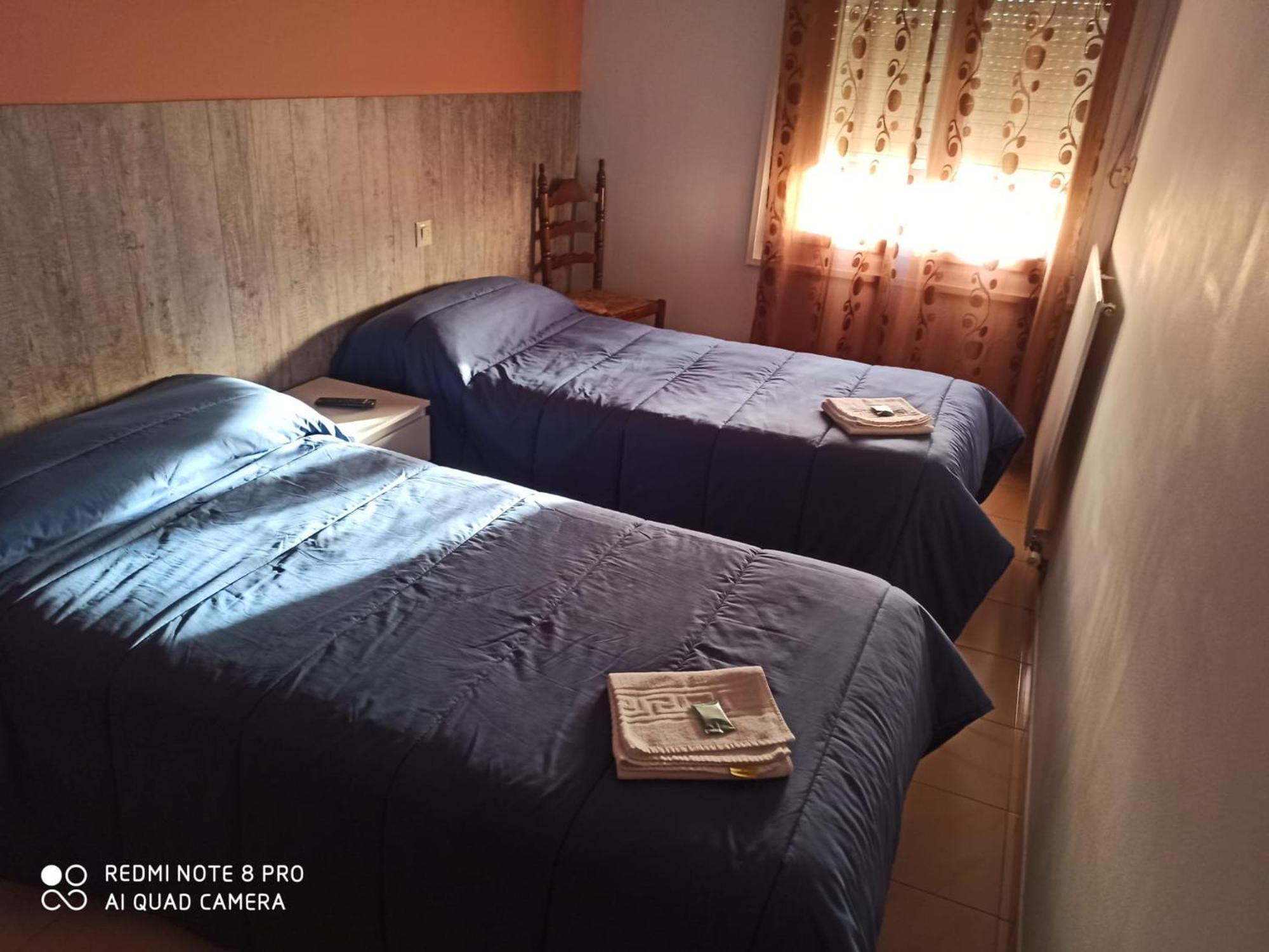 Hostal Galicia Figueres  Dış mekan fotoğraf